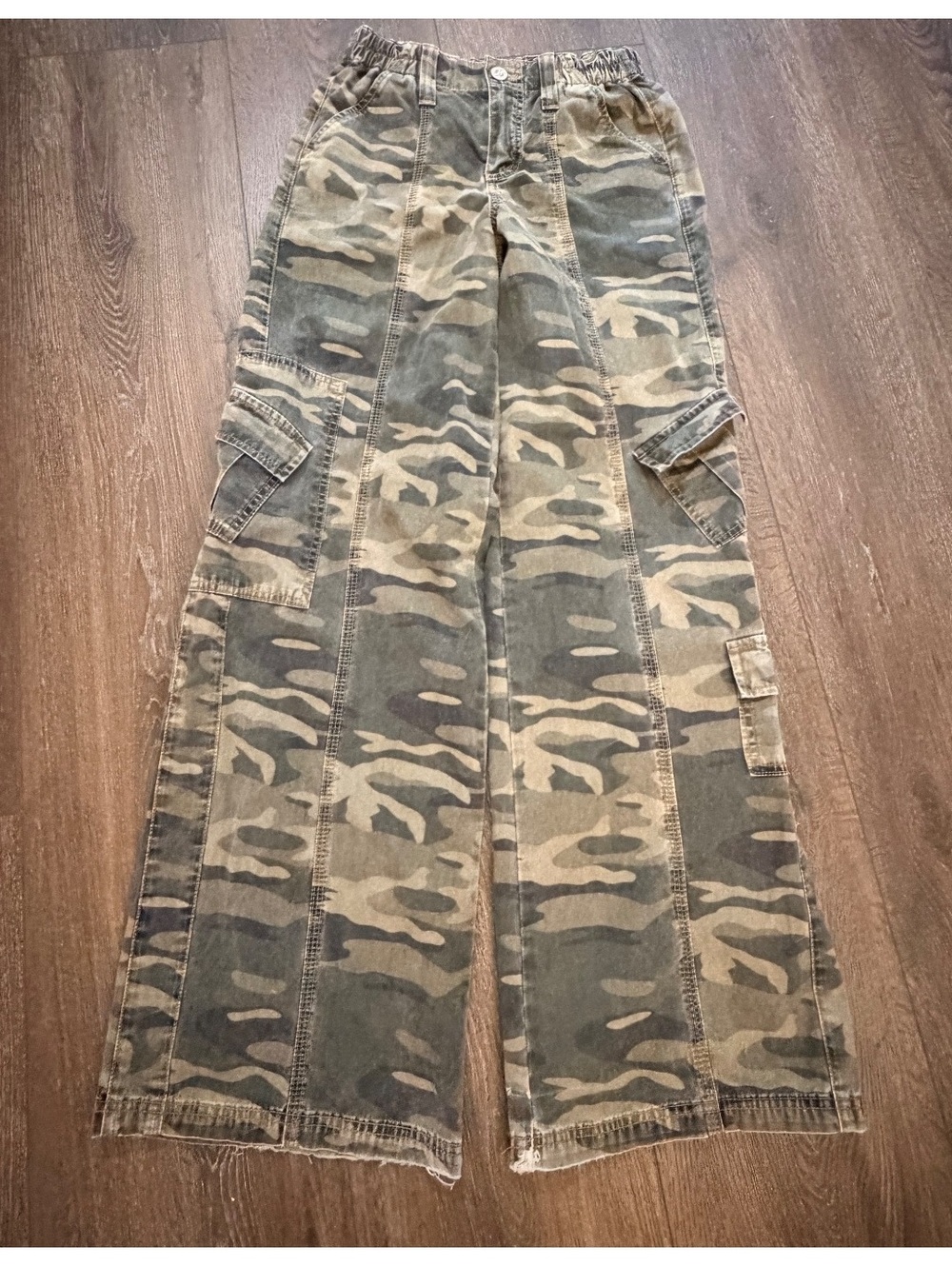 BDG Urban Outfitters Y2K Camo Cargo Pants XS 32” Inseam Baggy Utility Gorpvore